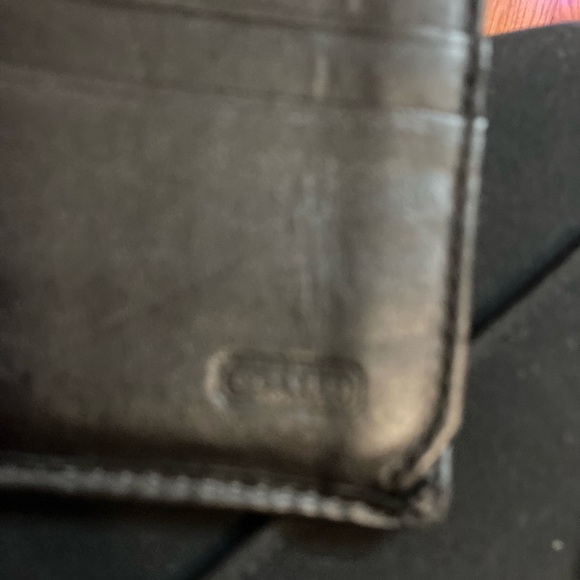 COACH signature stripe  No. 12429
SHOULDERBAG tote VNTG and wallet - Picture 16 of 16